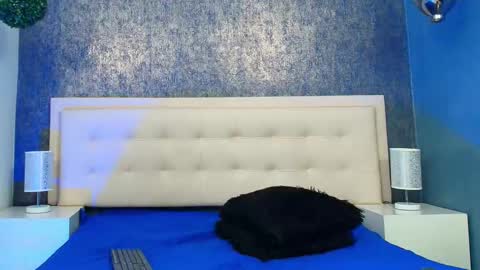   online show from 09-24-25, 02:37