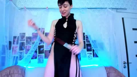 Ericka online show from 12-22-25, 03:42