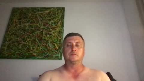 erik_69_69 online show from 06-04-26, 08:48