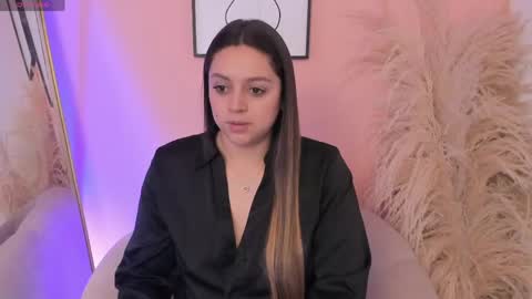 Erika Mendez online show from 04-25-26, 09:12
