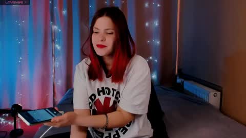 Erika online show from 04-12-26, 03:33