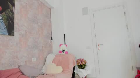 Erikabeee online show from 05-04-26, 04:41