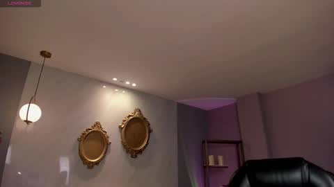 Erika Benz online show from 10-12-25, 12:15