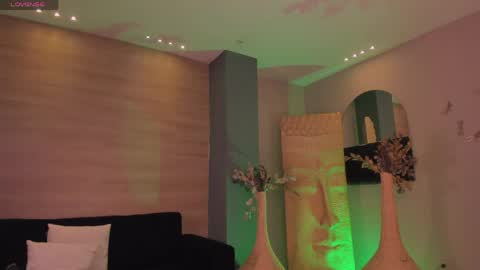 Snapshot of erikabenz chatting on 03-30-26, 12:06 Erika Benz online show from 03-30-26, 12:06