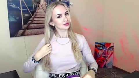 Erika online show from 10-29-25, 12:51