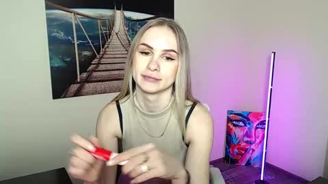 Erika online show from 03-31-26, 11:54