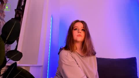 Snapshot of erikalustx chatting on 06-16-26, 04:26 Erika online show from 06-16-26, 04:26