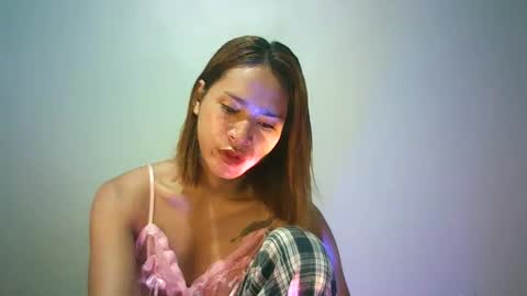 Snapshot of erikamhie_123 chatting on 01-15-26, 04:06 Erika online show from 01-15-26, 04:06