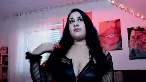 Erika online show from 07-30-26, 05:56