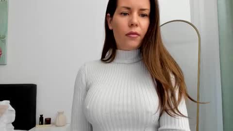 Erika online show from 02-02-26, 09:41