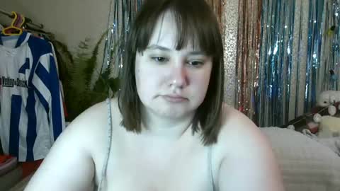 Erika online show from 06-17-26, 05:21