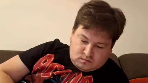 erikstar online show from 12-21-25, 02:46