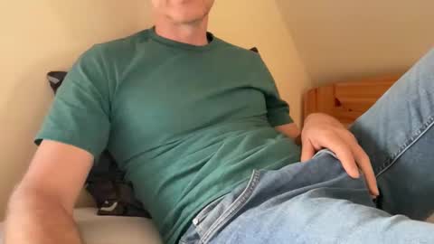 Snapshot of erikwant2 chatting on 09-09-25, 08:58 erikwant2 online show from 09-09-25, 08:58