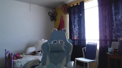 erina_1 online show from 12-26-24, 04:36