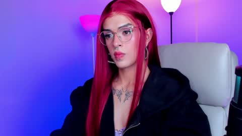 Snapshot of erisleon chatting on 01-27-25, 09:02   online show from 01-27-25, 09:02