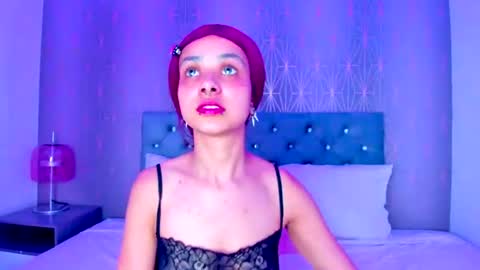Snapshot of erizdarkveyl chatting on 06-12-26, 05:17 erizdarkveyl online show from 06-12-26, 05:17