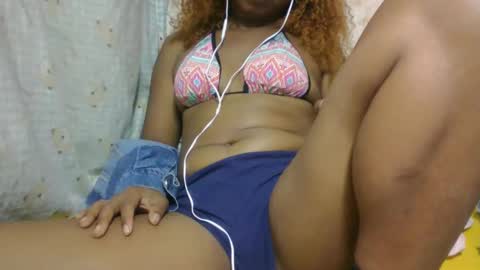 Snapshot of erolinee chatting on 09-10-25, 08:20 erolinee online show from 09-10-25, 08:20