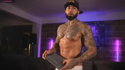 EROS DARK online show from 04-01-26, 03:51