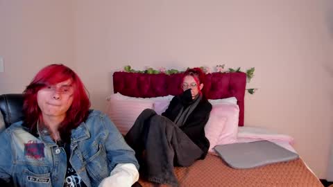 Snapshot of eros_nyx_ chatting on 05-15-26, 01:29 eros_nyx_ online show from 05-15-26, 01:29