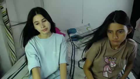 Snapshot of erosgirls_ chatting on 09-18-25, 02:57 erosgirls_ online show from 09-18-25, 02:57