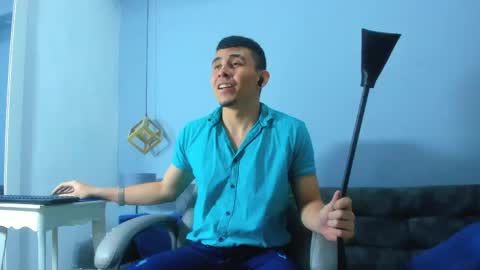 Snapshot of eross_santy chatting on 05-04-26, 06:15 Eross online show from 05-04-26, 06:15
