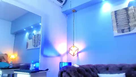 Snapshot of eross_santy chatting on 06-11-26, 01:53 Eross online show from 06-11-26, 01:53