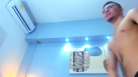 Snapshot of eross_santy chatting on 06-26-26, 03:16 Eross online show from 06-26-26, 03:16