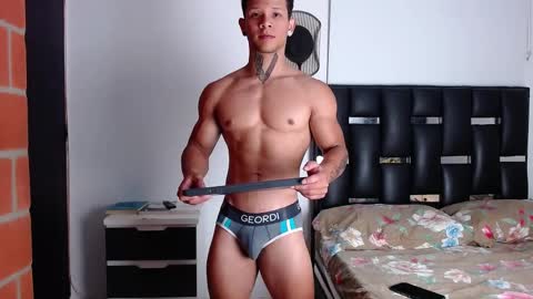 Snapshot of erosscott chatting on 03-07-25, 02:04 Eros online show from 03-07-25, 02:04
