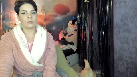 Snapshot of erotic_dessire chatting on 12-01-24, 07:58 Eve online show from 12-01-24, 07:58