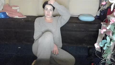 Snapshot of erotic_dessire chatting on 01-06-25, 10:26 Eve online show from 01-06-25, 10:26