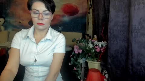 Snapshot of erotic_dessire chatting on 01-12-25, 05:54 Eve online show from 01-12-25, 05:54