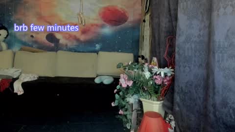 Snapshot of erotic_dessire chatting on 01-12-25, 08:57 Eve online show from 01-12-25, 08:57