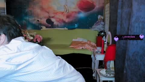 Snapshot of erotic_dessire chatting on 01-26-25, 10:35 Eve online show from 01-26-25, 10:35