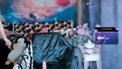 Snapshot of erotic_dessire chatting on 02-16-25, 01:05 Eve online show from 02-16-25, 01:05