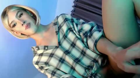 erotic_empress18 online show from 06-01-26, 06:59