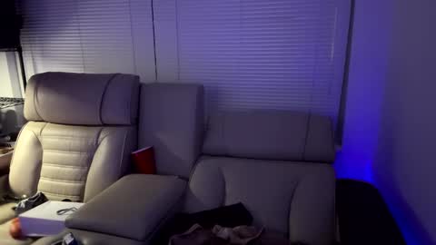 Nikki Erotica online show from 09-10-25, 01:49