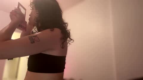 Nikki Erotica online show from 09-14-25, 04:00