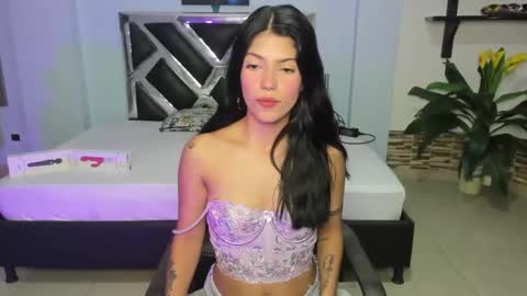 Valentine online show from 11-12-25, 03:07