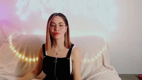 LylaXXX online show from 01-31-25, 12:07