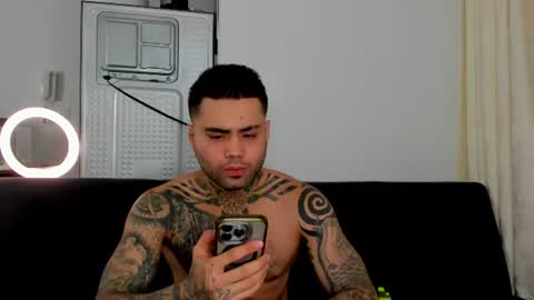 Eroxxx online show from 06-18-26, 06:57