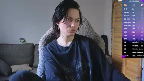 esajukyy online show from 03-17-26, 09:01