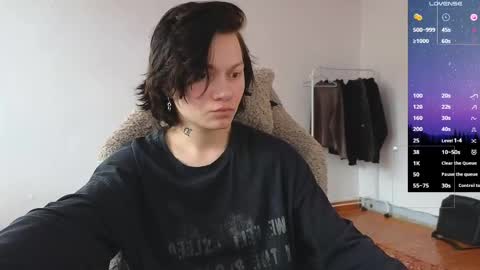 esajukyy online show from 04-28-26, 01:26