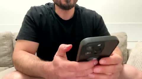 Snapshot of escapee4a chatting on 02-27-26, 01:16 samshiro4k online show from 02-27-26, 01:16