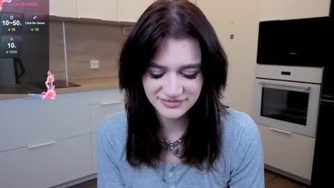 EshleGreen online show from 11-30-25, 05:50