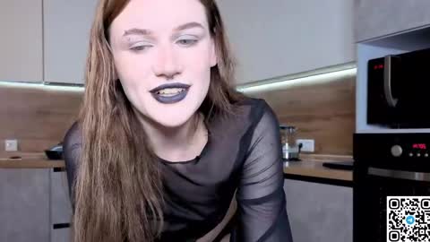 Snapshot of eshleeeygreen chatting on 04-24-26, 05:15 EshleGreen online show from 04-24-26, 05:15