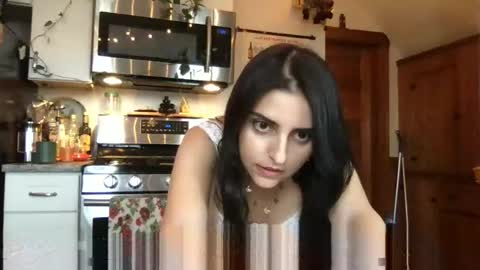 Snapshot of esimaralda chatting on 04-22-26, 07:26 esimaralda online show from 04-22-26, 07:26
