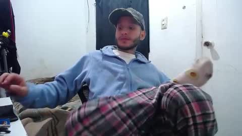 Snapshot of esjrobles chatting on 10-06-25, 12:57 Esteban online show from 10-06-25, 12:57