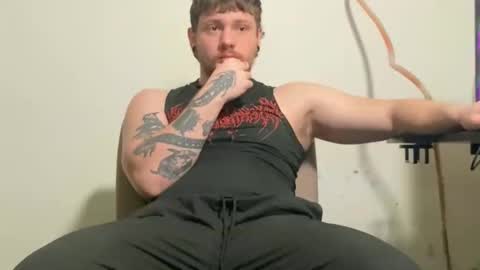 eskol212 online show from 11-13-25, 05:45