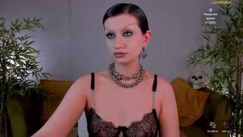 esme_fox online show from 04-20-26, 01:14