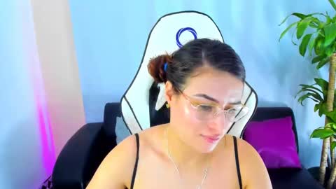 Esmeralda online show from 02-06-25, 10:10